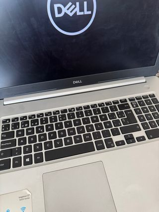 Dell Inspiron 17 5000 i7 - Portatile