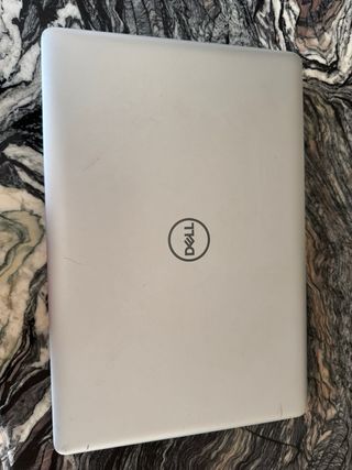 Dell Inspiron 17 5000 i7 - Portatile