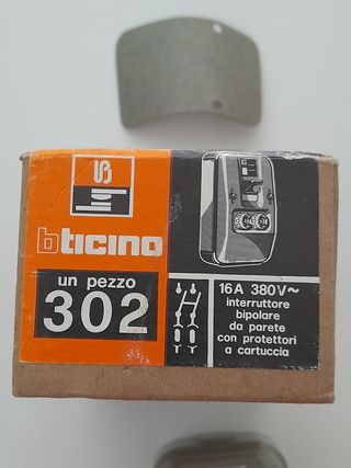 Interruttore bipolare  bticino vintage