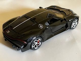 Bugatti La Voiture Noire - Coche escala