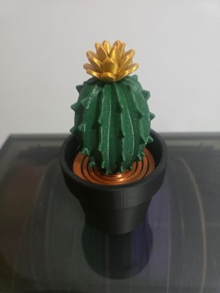 Cactus 3D Impreso - Verde y Dorado