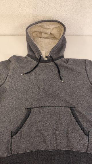 Sudadera H&M con capucha