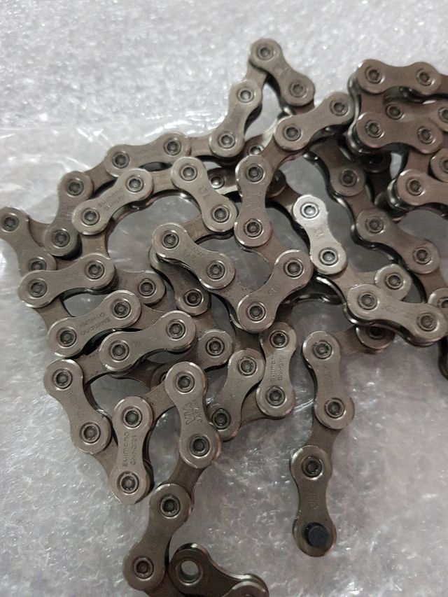 Cadena Shimano XT 11v cn-hg701 108 eslabones