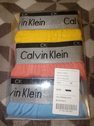 3 Calzoncillos Calvin Klein 