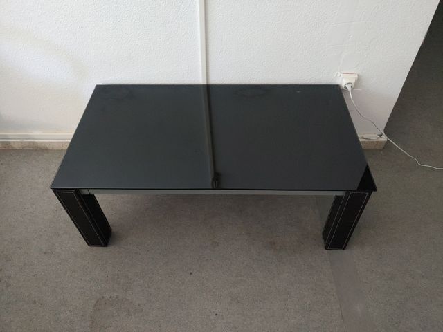 Mesa centro negra - cristal y madera