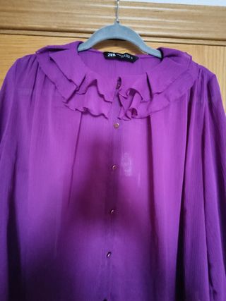 Blusa Zara morada XS - NUEVA