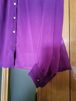Blusa Zara morada XS - NUEVA
