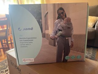 Mochila portabebés Jané Like - gris