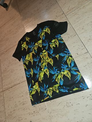 Camiseta Adidas estampada