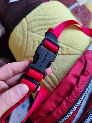 Riñonera Reebok roja y gris