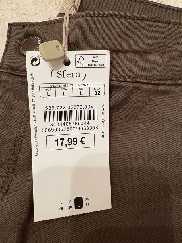 Pantalones pitillo verde oliva -