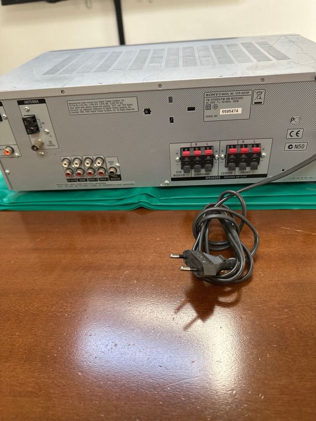Sony STR-K670P Amplificatore Audio