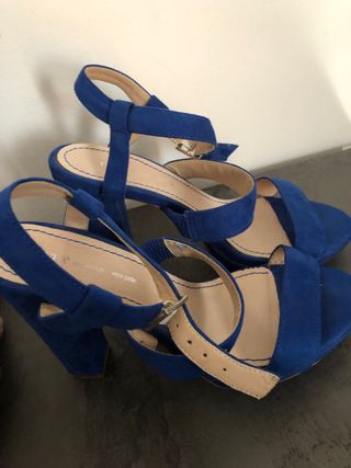 scarpe con tacco blu eleganti