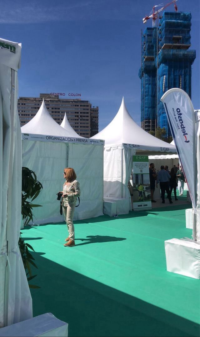 Moqueta negra y de todos lo colores - Usadas