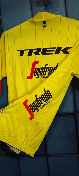 Maillot ciclismo Trek Segafredo talla S-M