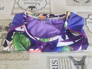 maglia sportiva Desigual.