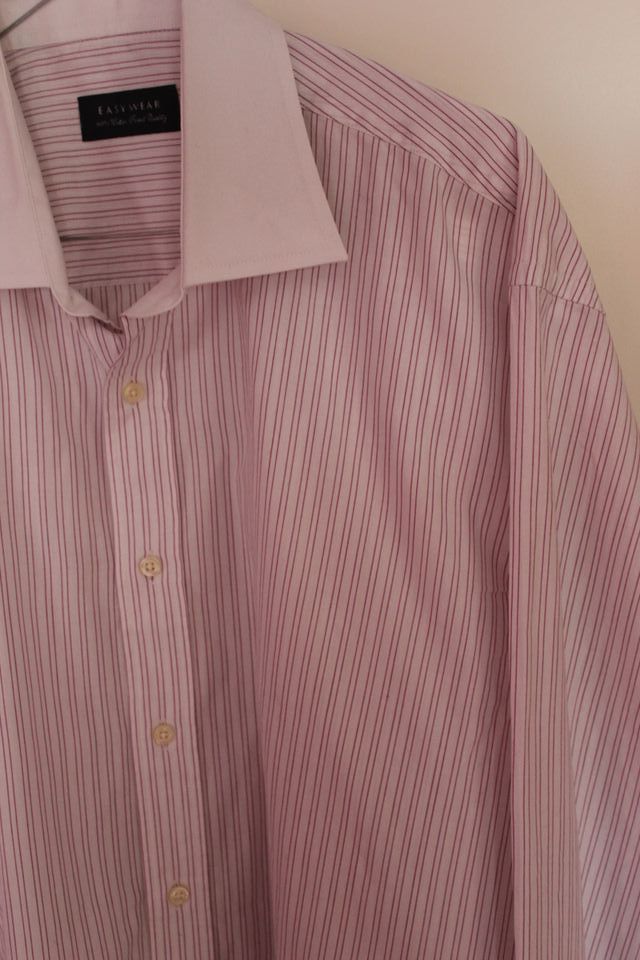 Camisa Easy Wear blanca y rosa