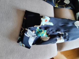 Blusa Zara flores - negra multicolor