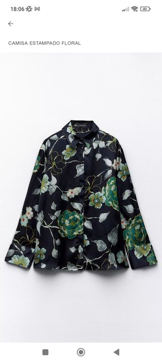 Blusa Zara flores - negra multicolor