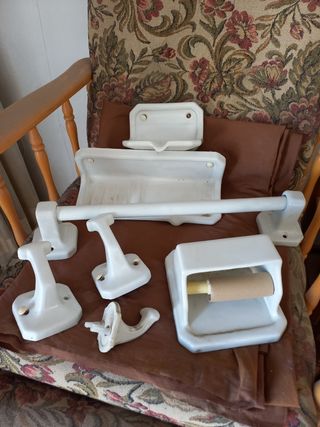 Accesorios baño ROCA porcelana, desde (ud)