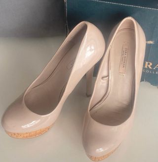 Tacones beige Zara Woman