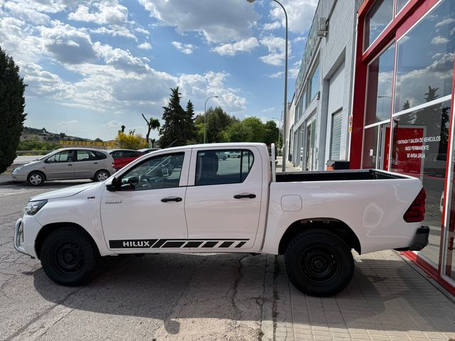 Toyota Hilux 2021