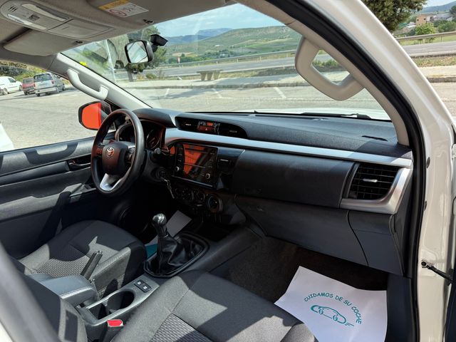 Toyota Hilux 2021