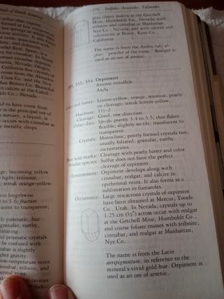 National Audubon Society Field Guide to Rocks a...