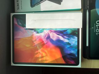 iPad Pro 512gb + Apple Pencil + Teclado