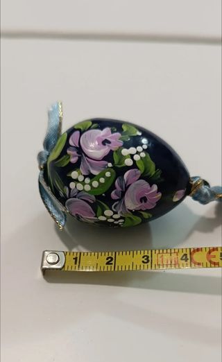 Uovo di Pasqua Dipinto a Mano