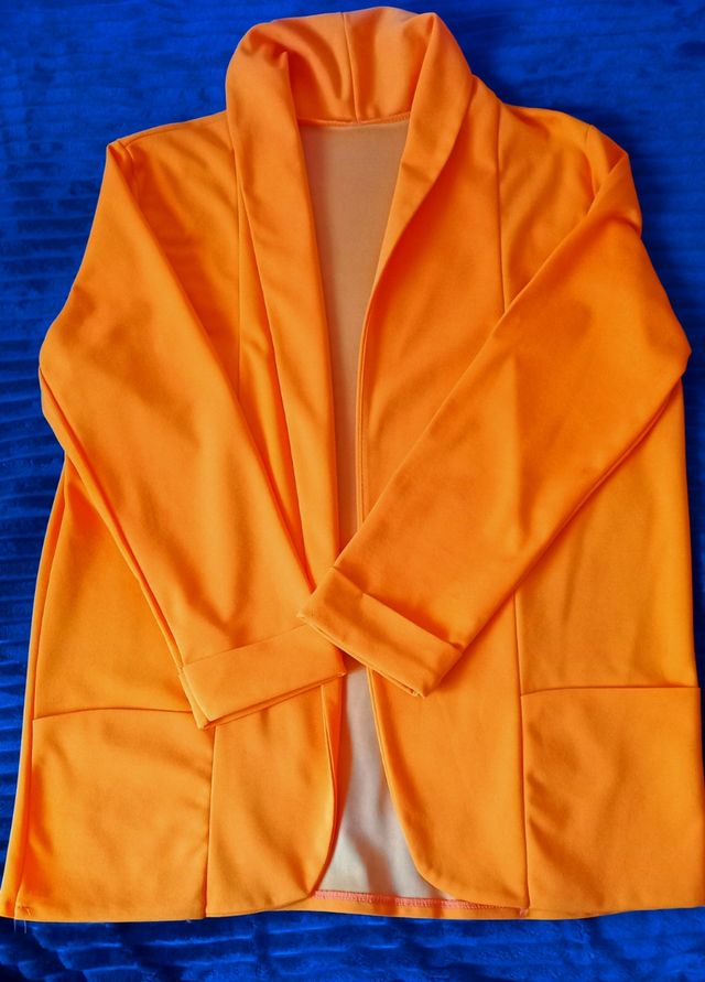Chaqueta naranja vestir