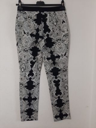 Pantalones estampados HM - Talla 34