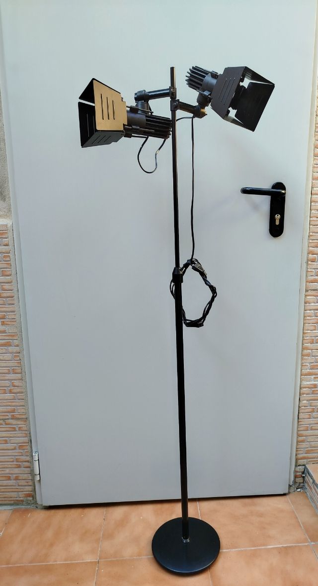 Lampara de suelo fase serie Stage años 70,80