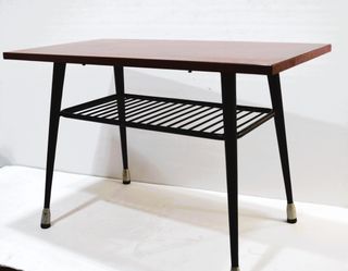 tavolo vintage: ferro e formica