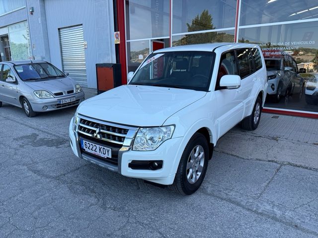 Mitsubishi Montero 2017