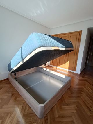 Dormitorios: Colchon, canape, somieres con patas