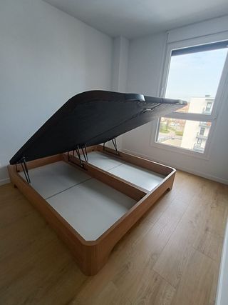 Dormitorios: Colchon, canape, somieres con patas