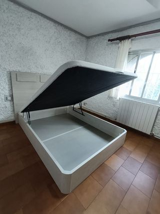 Dormitorios: Colchon, canape, somieres con patas