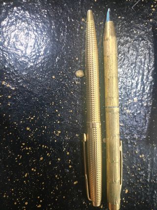 Bolígrafos Parker chapados oro