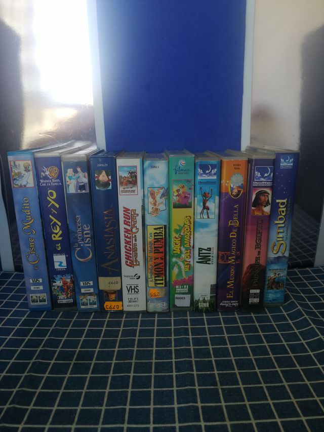 11 VHS INFANTILES ORIGINALES