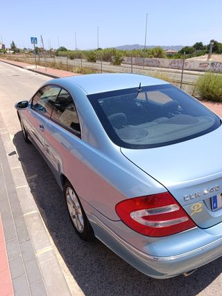 Mercedes-Benz  CLK 2004
