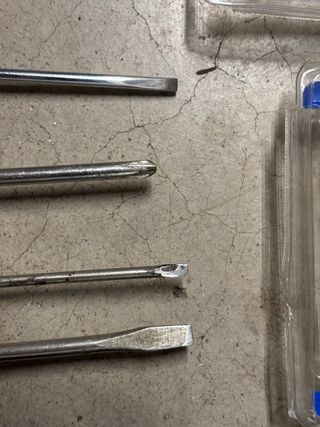 Herramientas Variadas - Destornilladores, Alicates