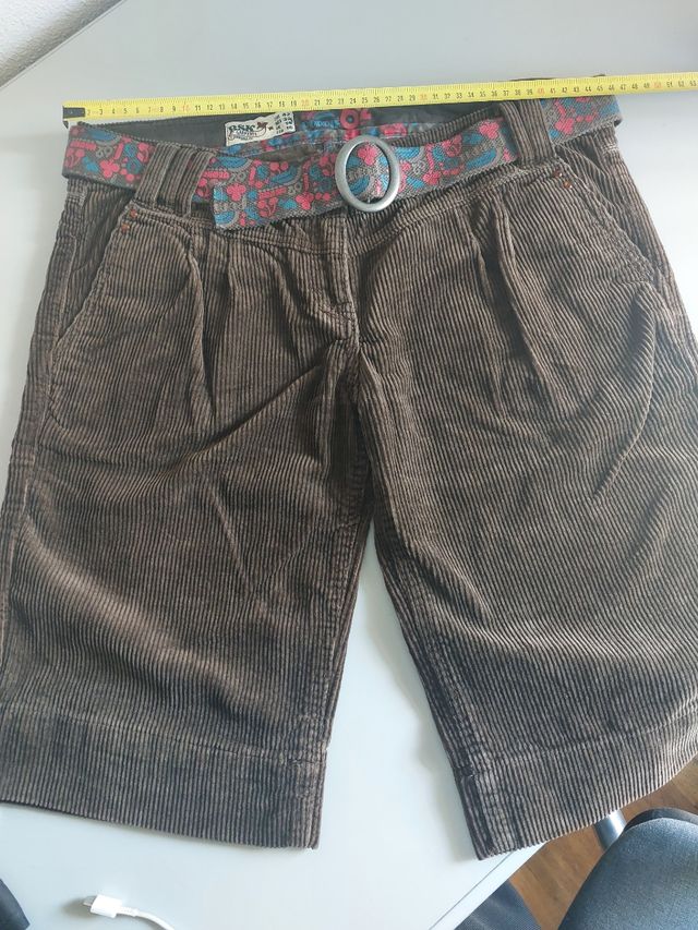 Pantalones Cortos pana Marrón