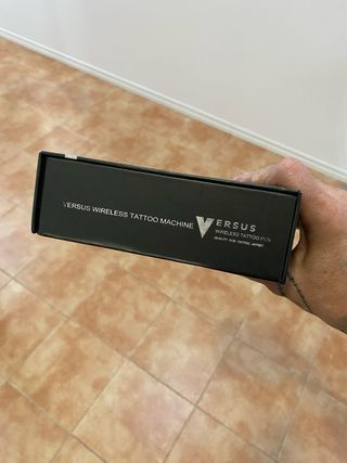 Maquina de tatuajes inalambrica versus