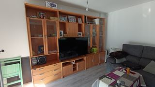 Armario salón madera-cristal