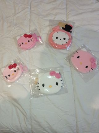 2 Monederos Hello Kitty