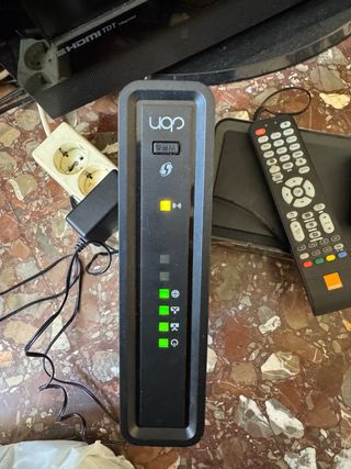 Router Com CG6640E DOCSIS 3.0