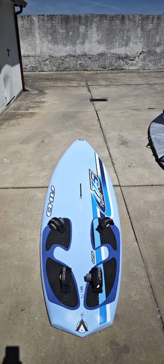 Tabla windsurf AHD 125L - NUEVA