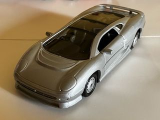 Jaguar XJ220 - Coche escala