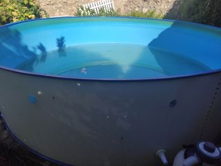 Piscina metal-plástico